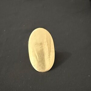 Gold Oval Statement stretchable Ring - Women's Fashion Accessory